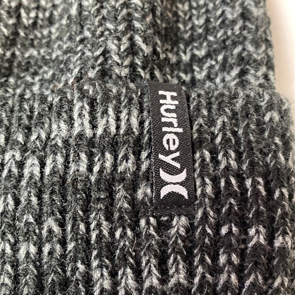 Hurley max cuff 2.0 beanie hat NWT - Picture 2 of 5